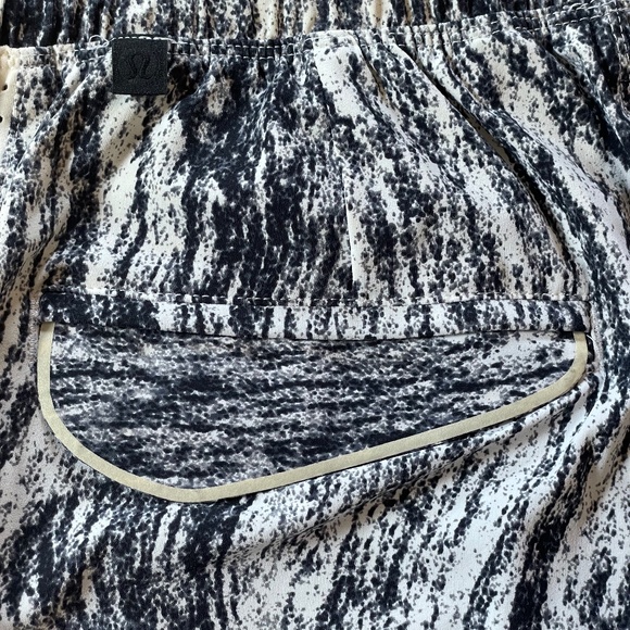 Lululemon Lab Pants Size 4/6 - Picture 7 of 8